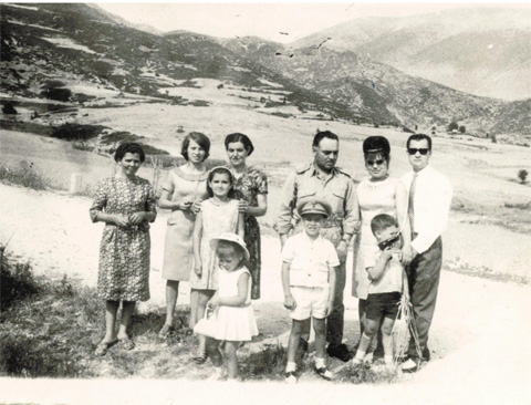 Nikos and Agoritsa in Pitheon Nikos and Agoritsa in Pitheon